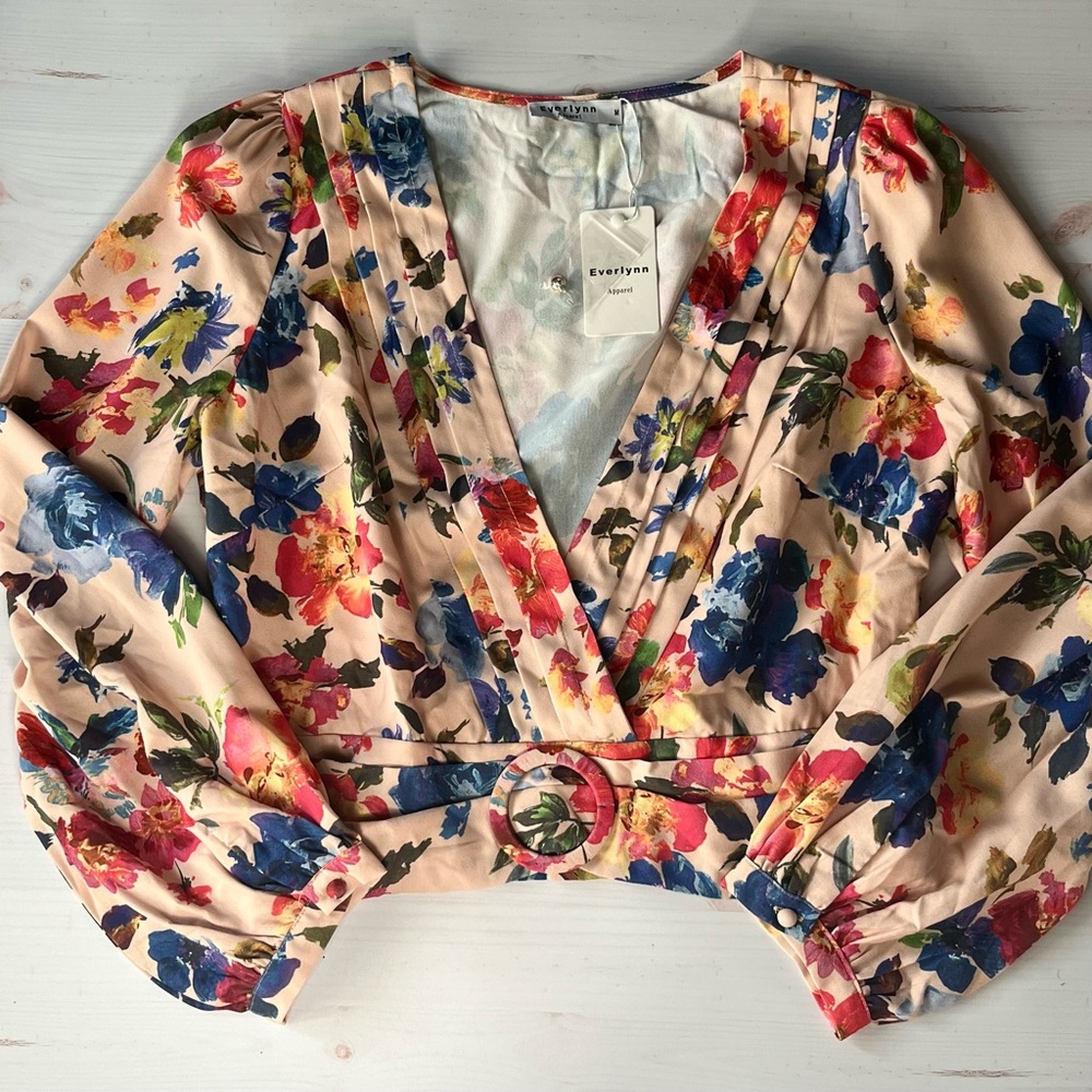 Floral crossed front V-neck blouse